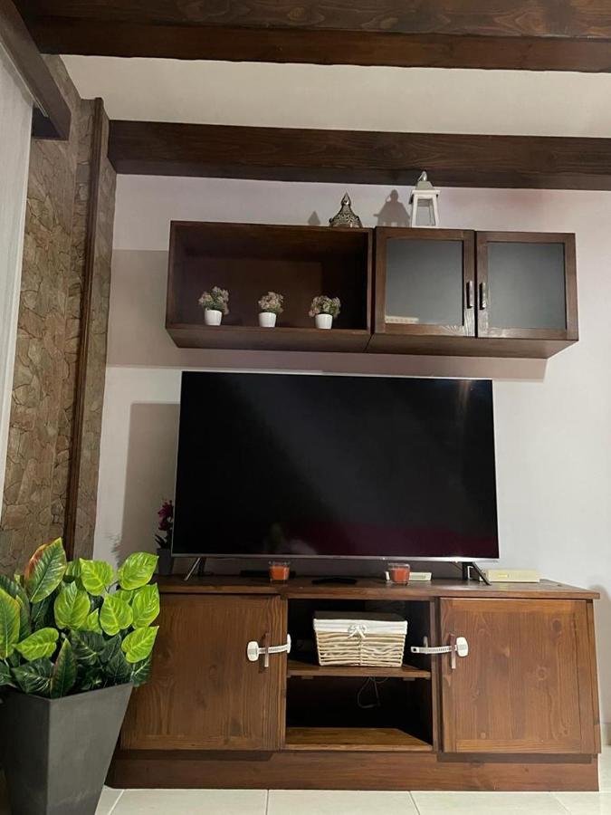 Vivienda Ubuntu Apartment Лос Лианос де Аридане Екстериор снимка